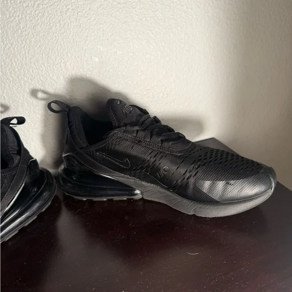 Nike Black Air Max 270 Sneakers Mens Size 10 - Picture 4 of 7